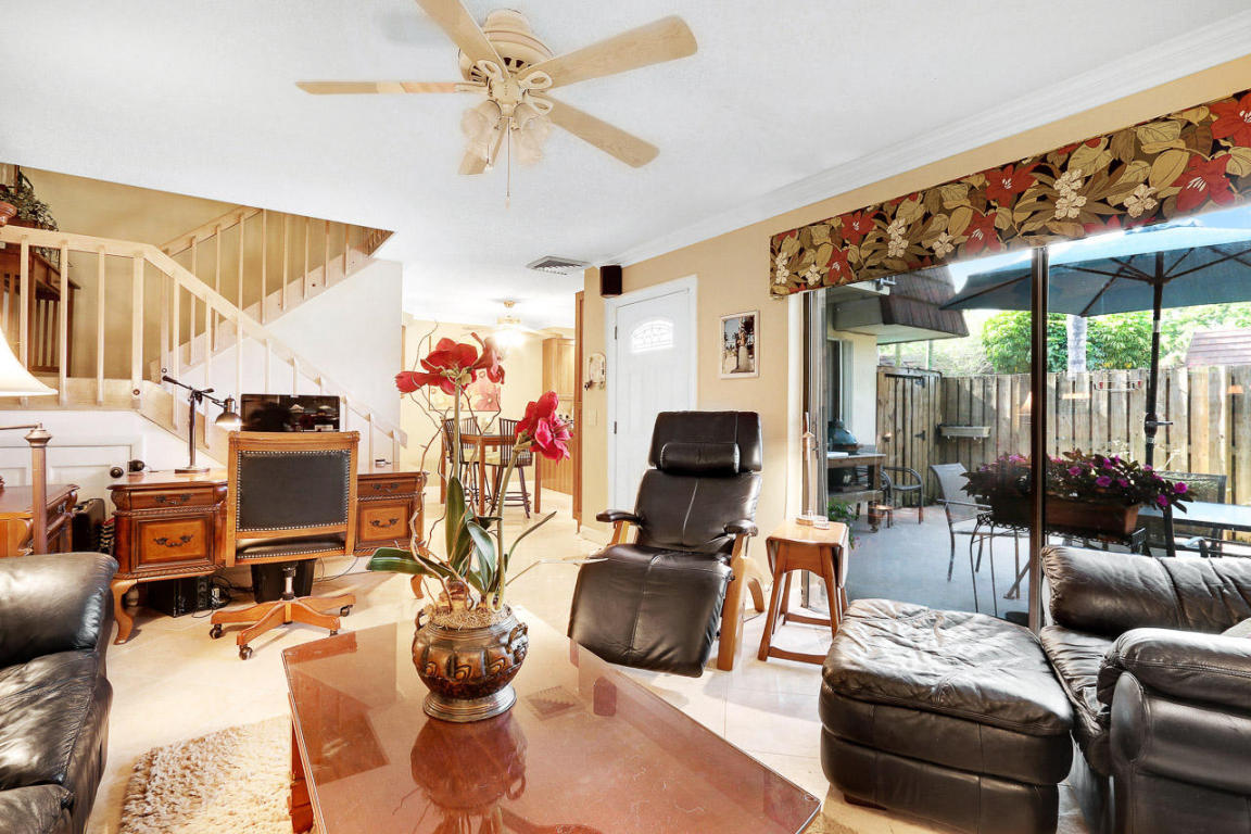 Garden Lakes & Garden Square - Residential