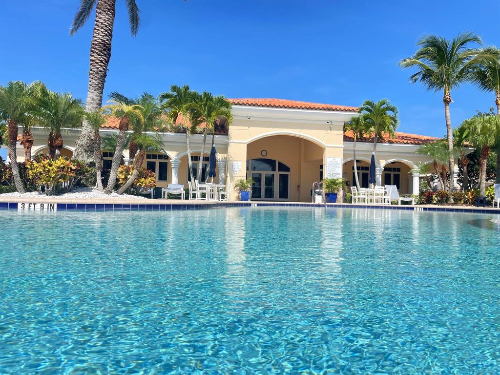Photo of 9 Harbour Isle Drive E #204, Fort Pierce, FL 34949 (MLS # R10895246)