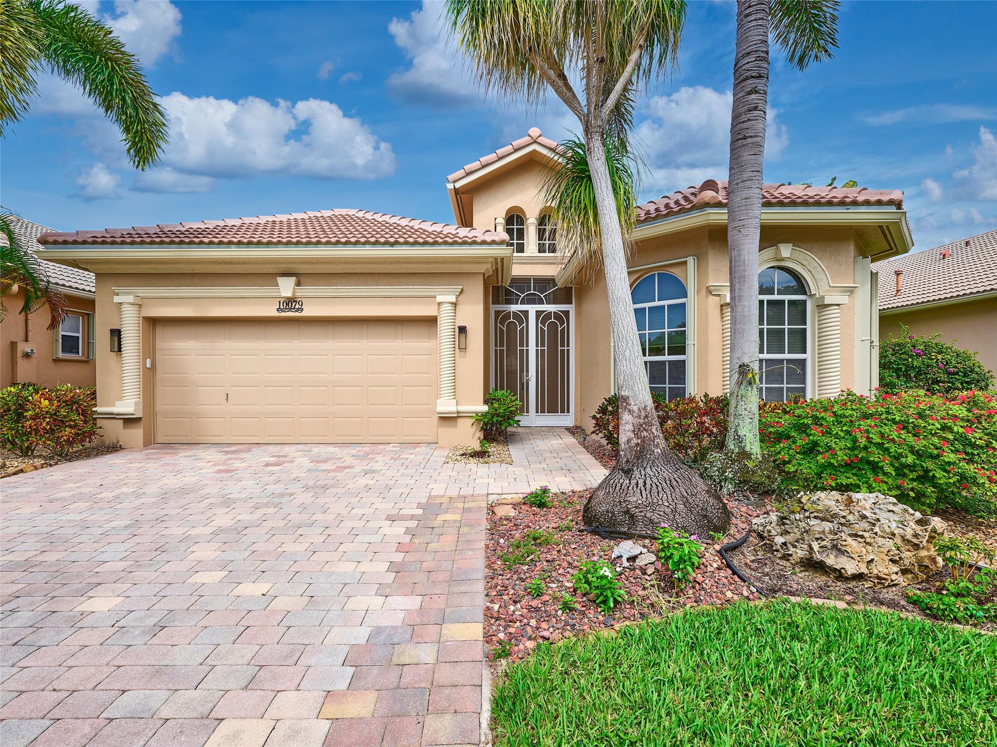 10079 Armani Dr