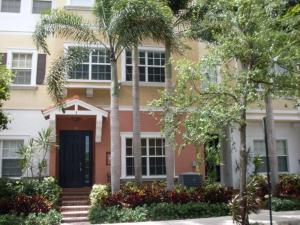 Spacious 3BR/2.5BA townhouse in east Delray Beach- Great Location- Short walk to Atlantic Avenue - eat-in gourmet kitchen - cherry cabinets, granite counters, stainless appliances - berber carpet in bedrooms - laminate and tile floors elsewhere - central vac system - upgraded bathrooms-jacuzzi in master besides separate shower. This is a must see! Tenant approval contingent upon Coldwell Banker credit and background report.