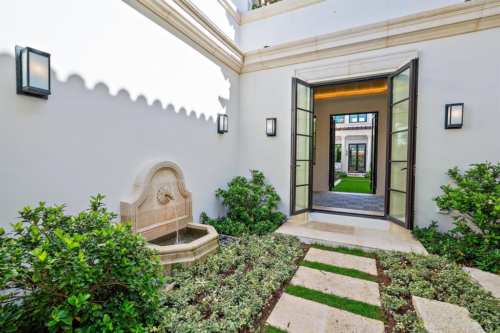 ROYAL PARK - Residential