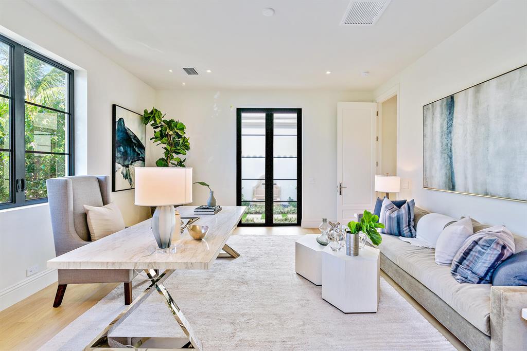 ROYAL PARK - Residential