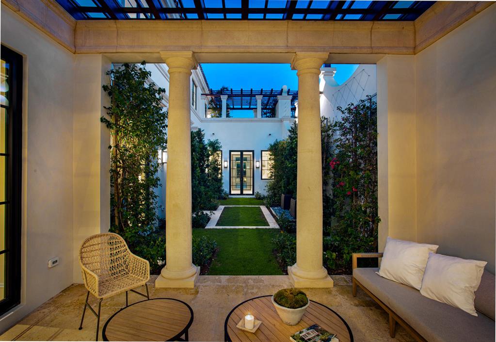 ROYAL PARK - Residential