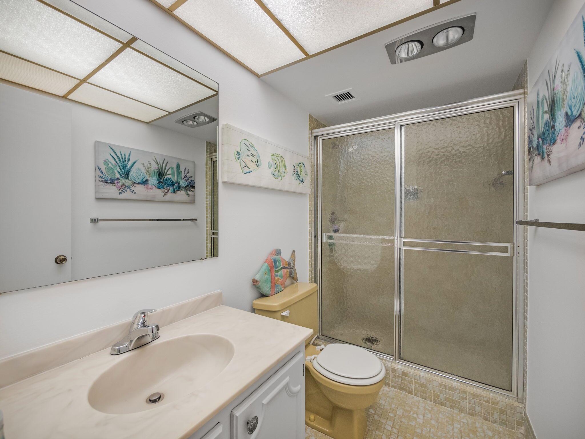 LAKE HARBOUR TOWERS CONDO - Residential