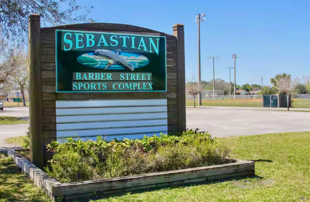 SEBASTIAN HIGHLANDS UNIT 8 - Residential