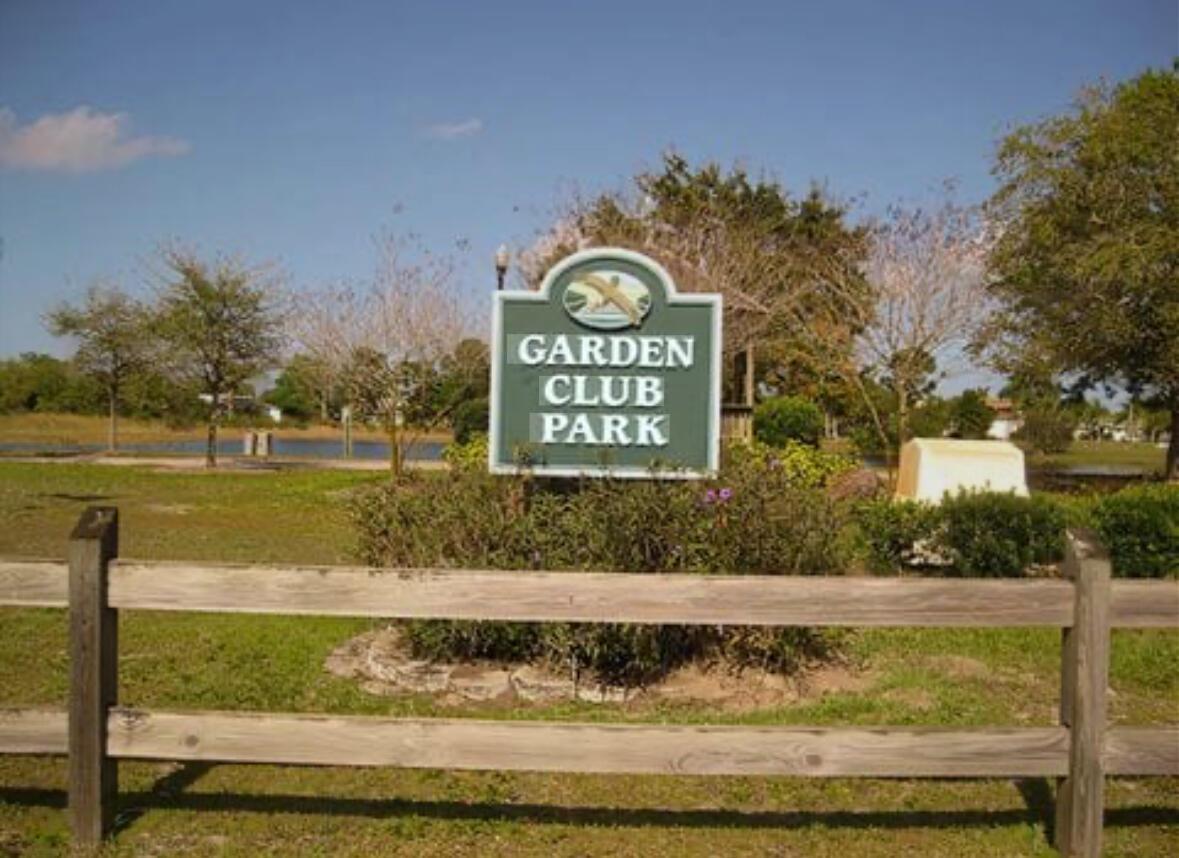 SEBASTIAN HIGHLANDS UNIT - Residential