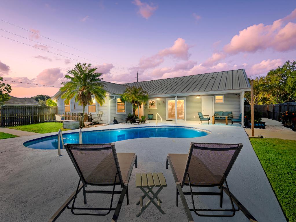 SEBASTIAN HIGHLANDS UNIT 8 - Residential