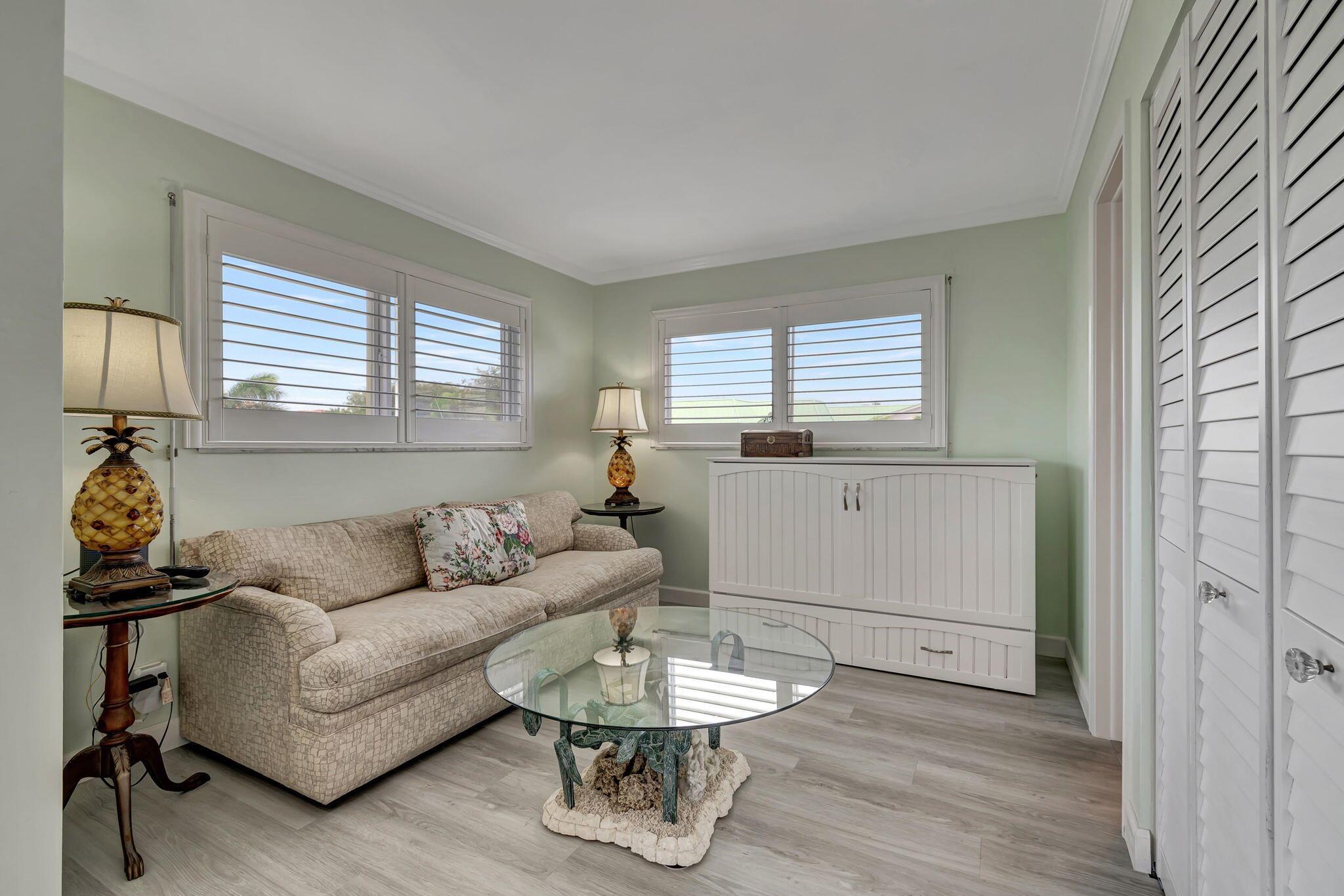 COLONIAL CLUB CONDO SEC 1 - Residential Lease