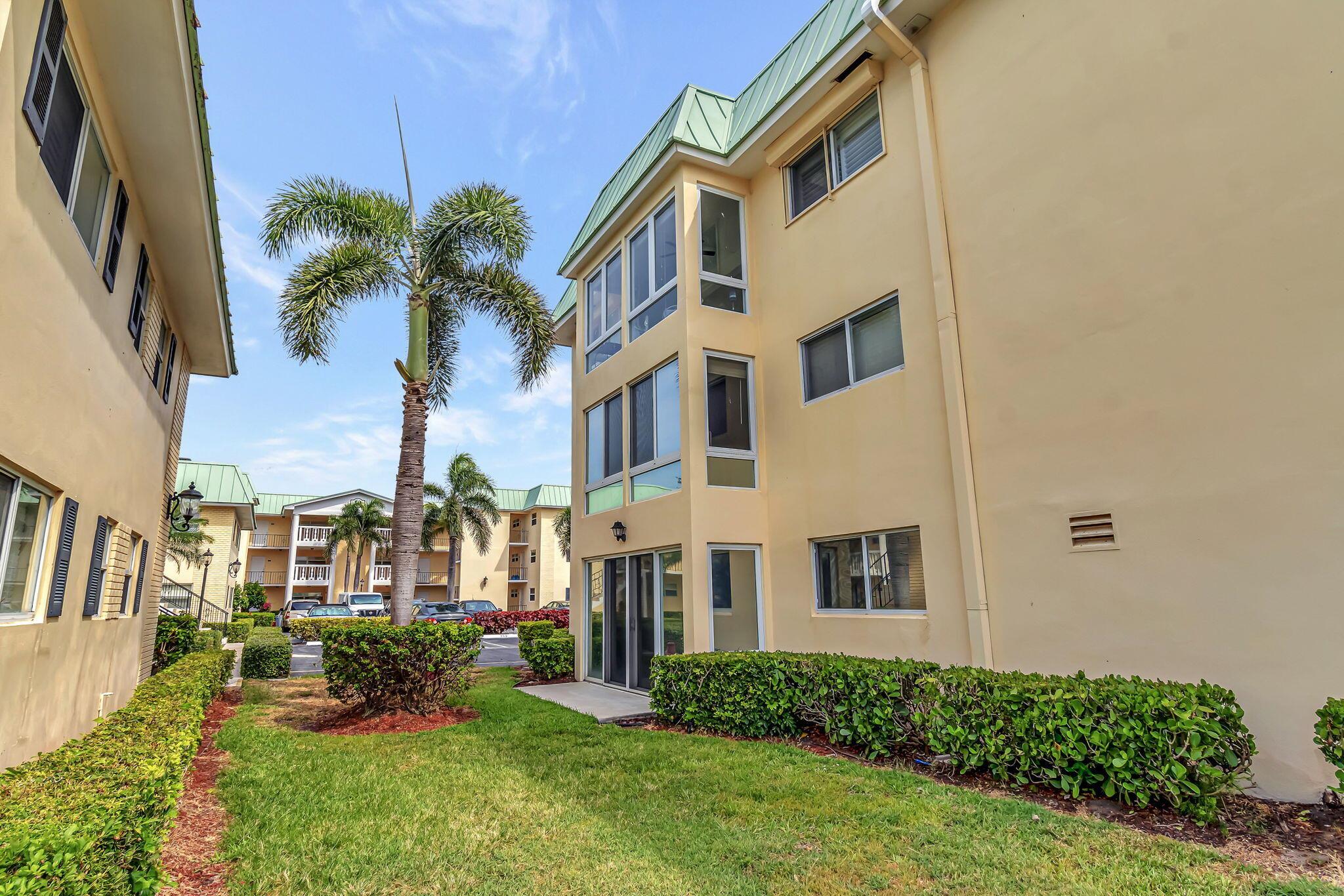 COLONIAL CLUB CONDO SEC 1 - Residential Lease