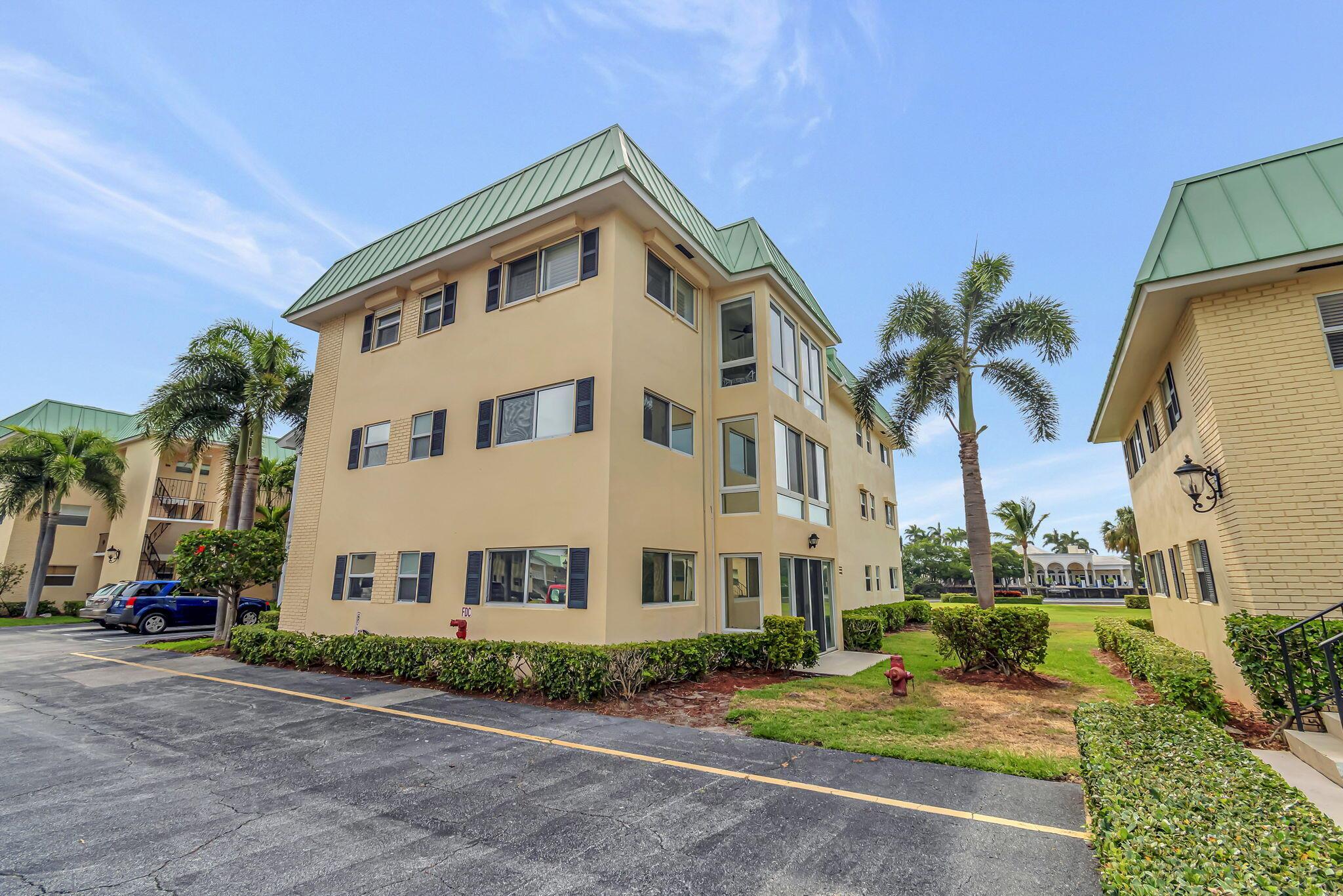 COLONIAL CLUB CONDO SEC 1 - Residential Lease