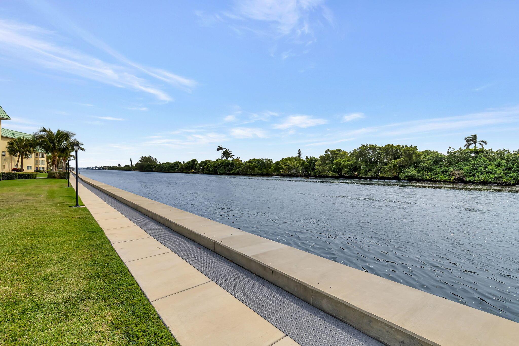 COLONIAL CLUB CONDO SEC 1 - Residential Lease