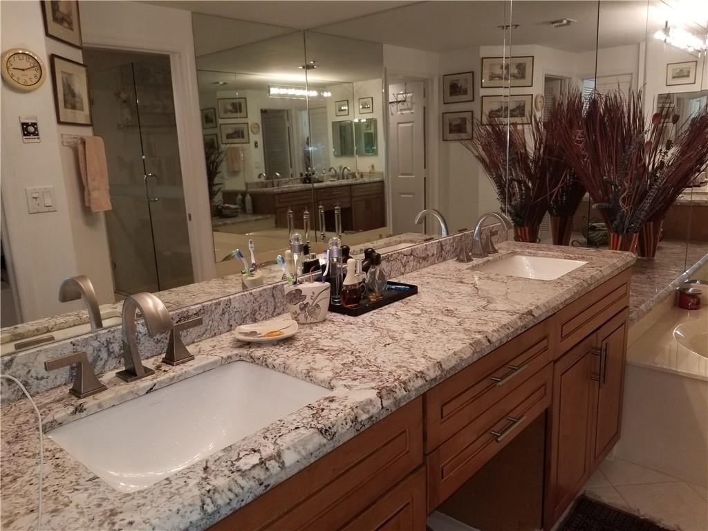 Vizcaya Towers - Residential