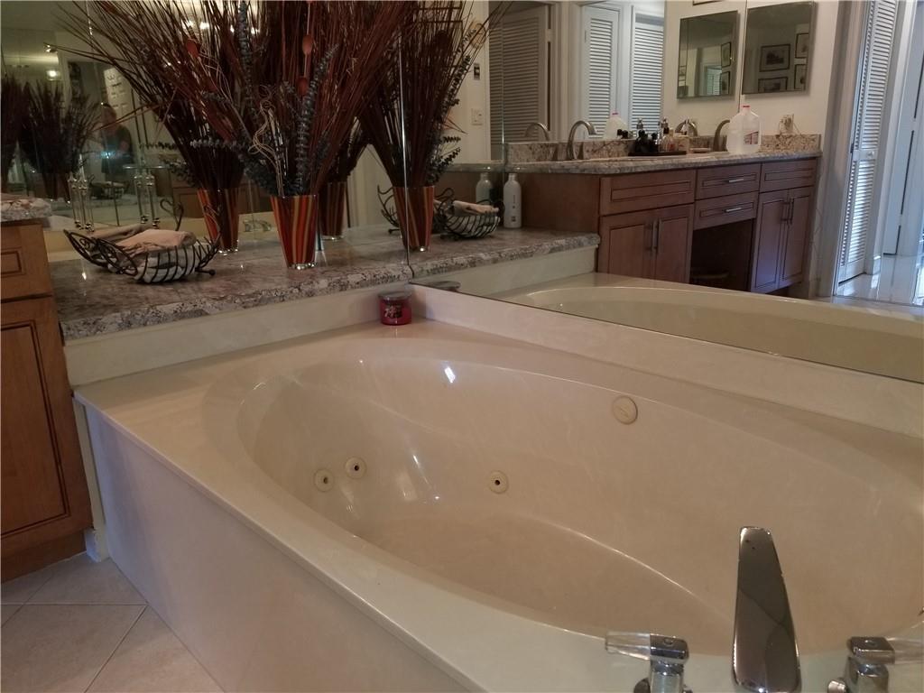 Vizcaya Towers - Residential