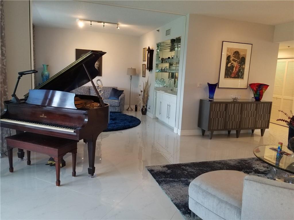 Vizcaya Towers - Residential