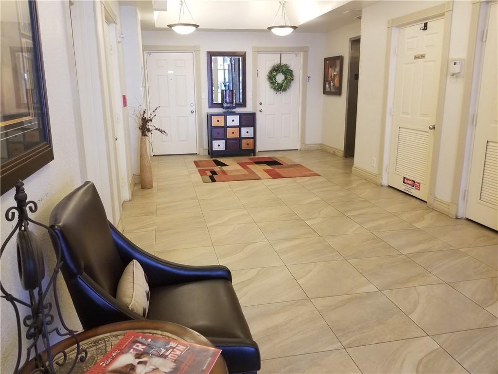 Vizcaya Towers - Residential