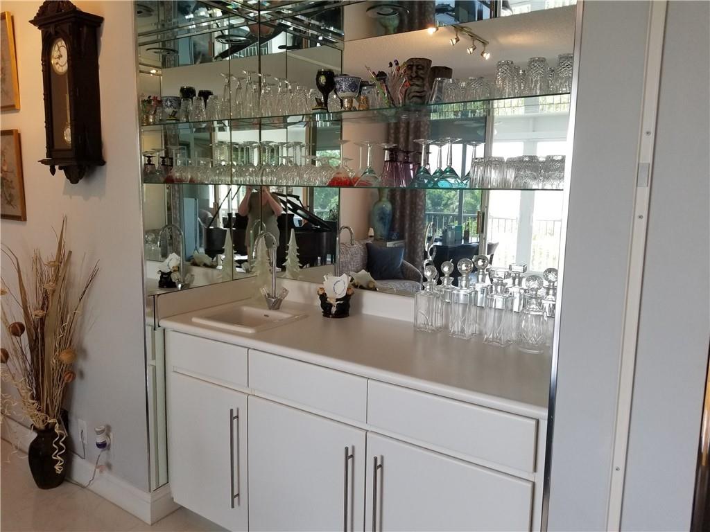 Vizcaya Towers - Residential