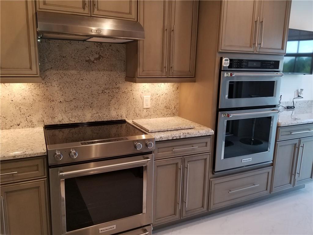 Vizcaya Towers - Residential