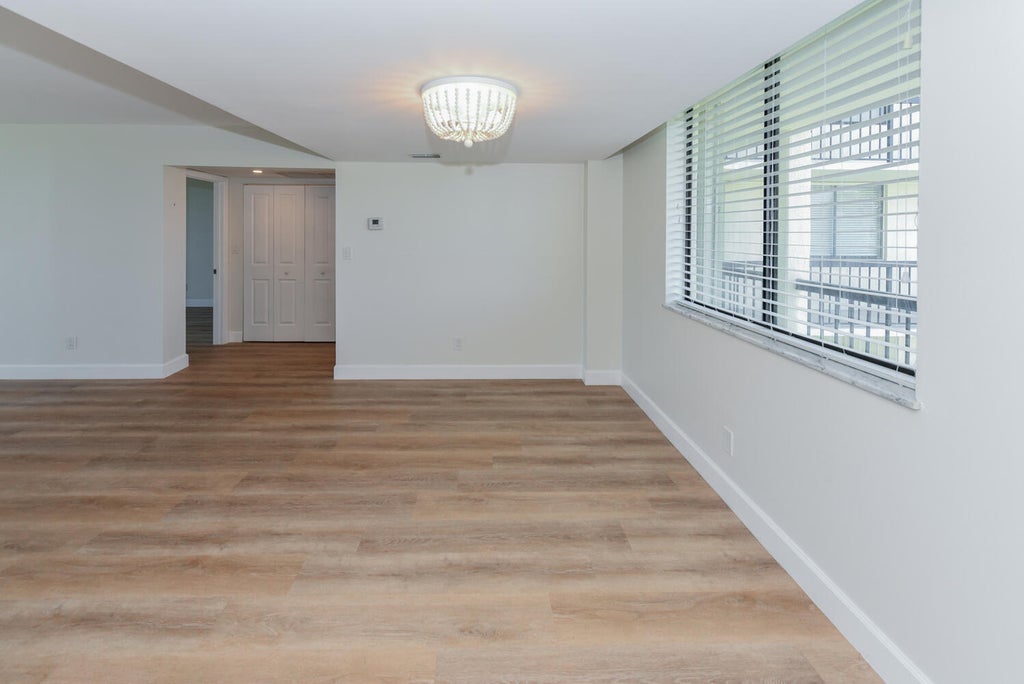 Photo of 1605 S Us Highway 1 #M1-403, Jupiter, FL 33477 (MLS # B26042427)