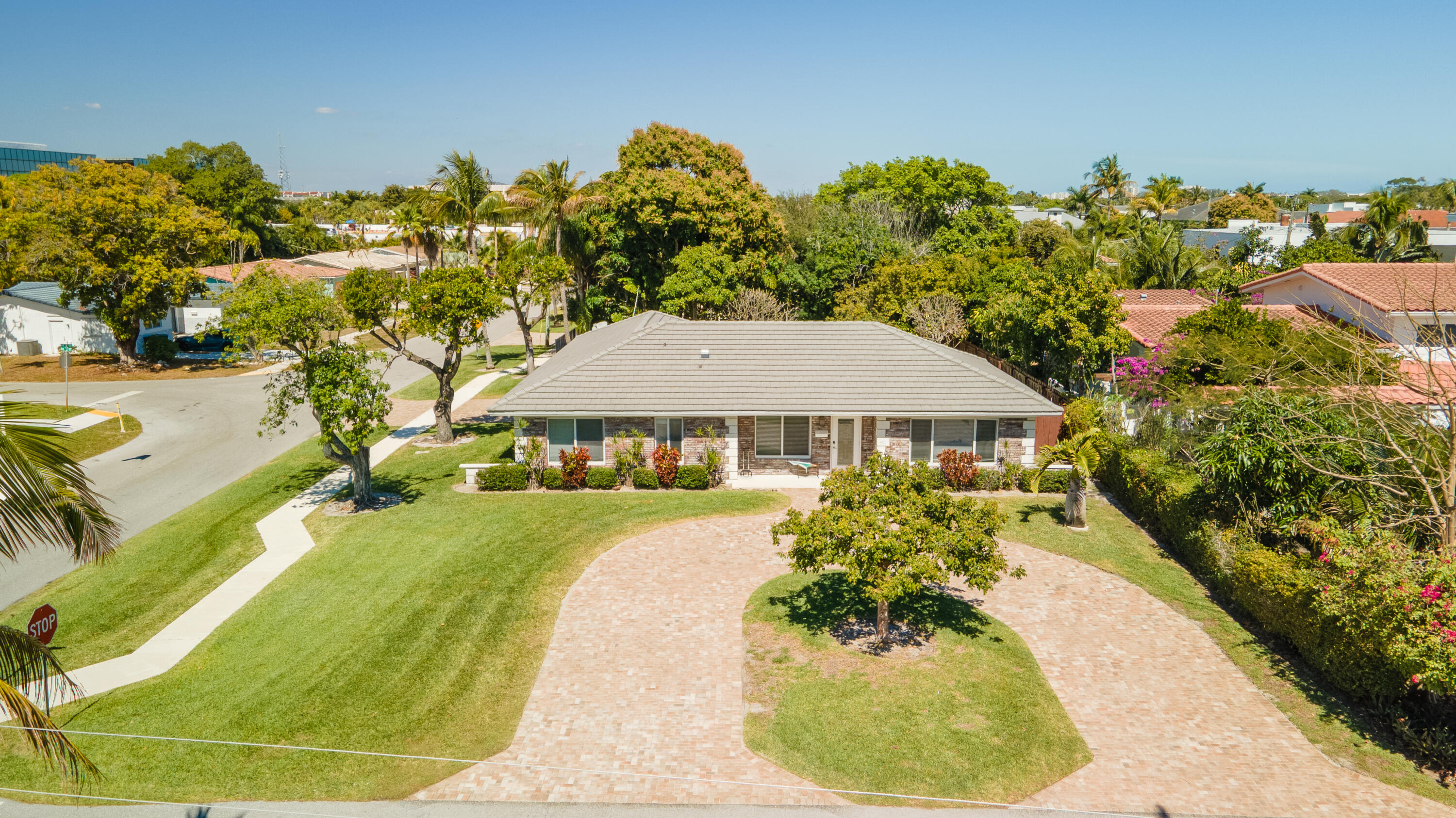 CUSHMAN ALAIN - Residential Lease