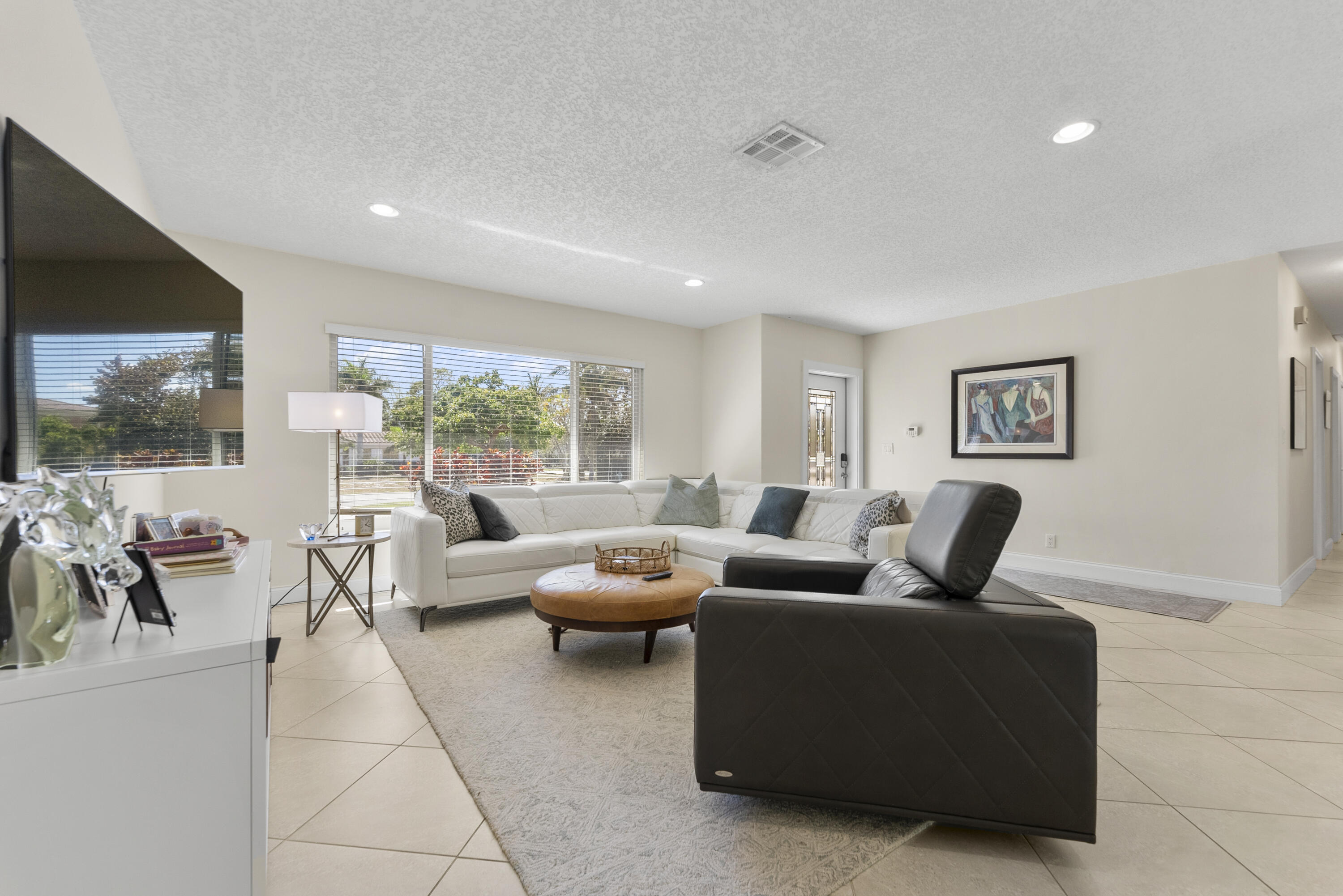 CUSHMAN ALAIN - Residential Lease