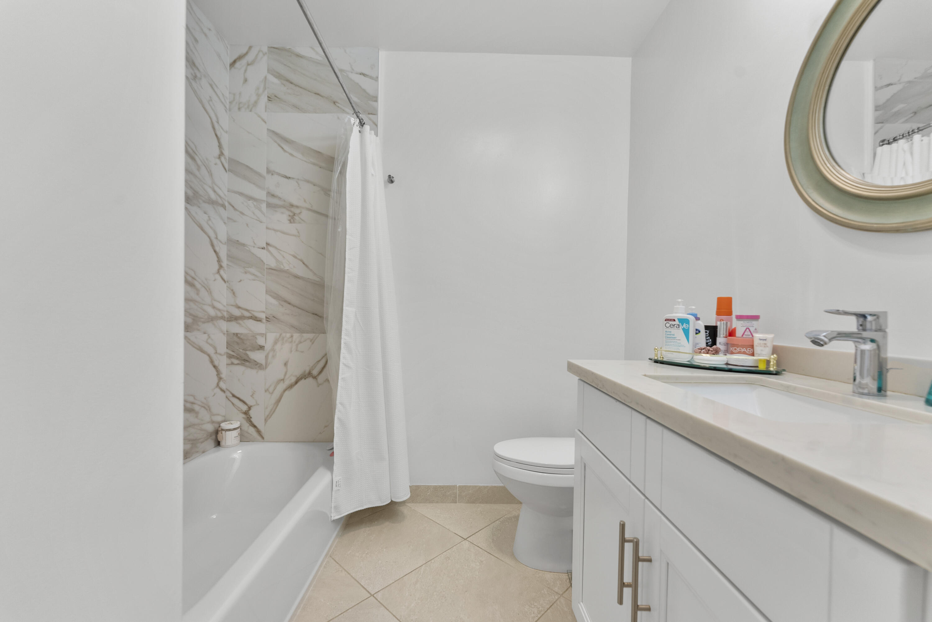 CUSHMAN ALAIN - Residential Lease