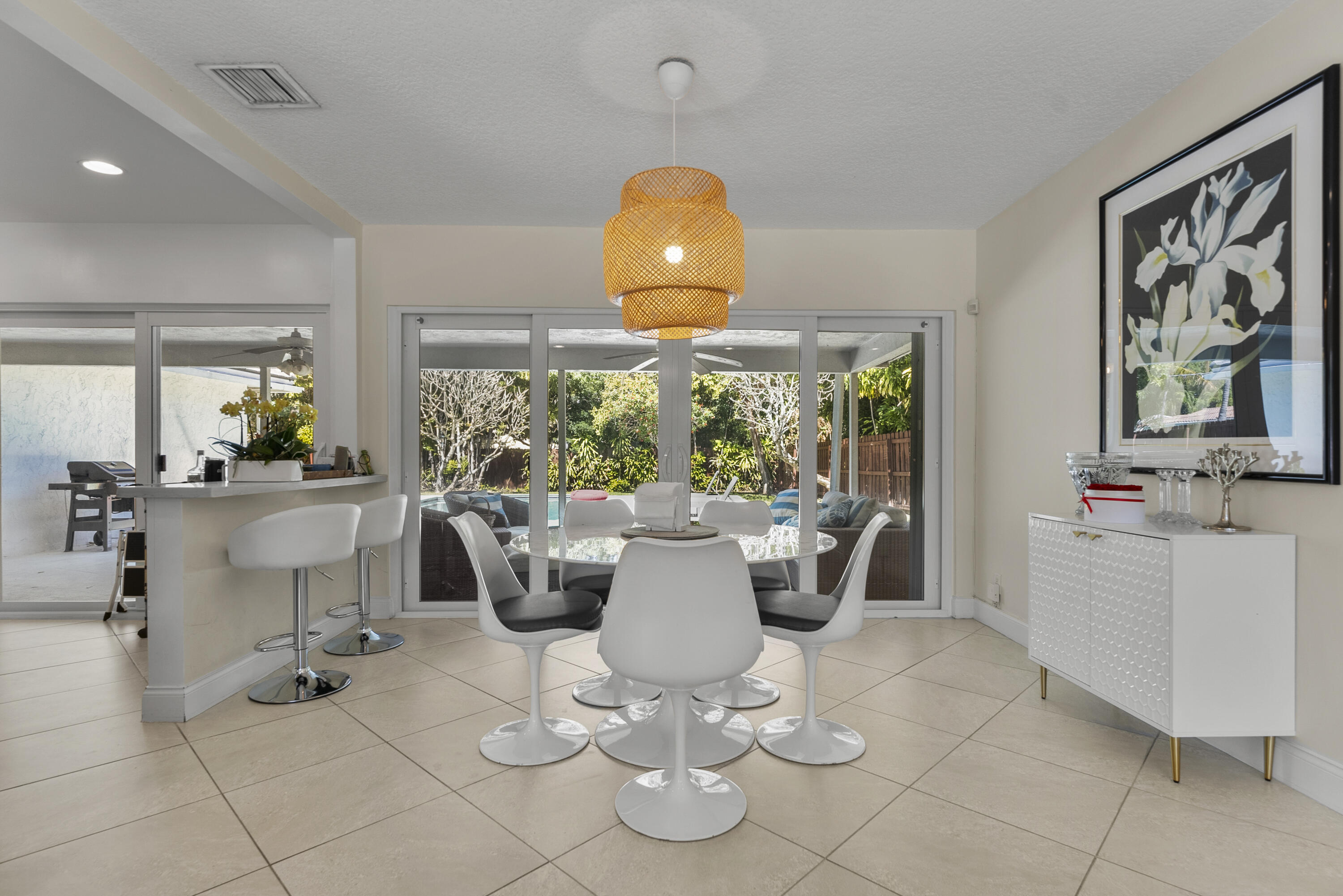 CUSHMAN ALAIN - Residential Lease