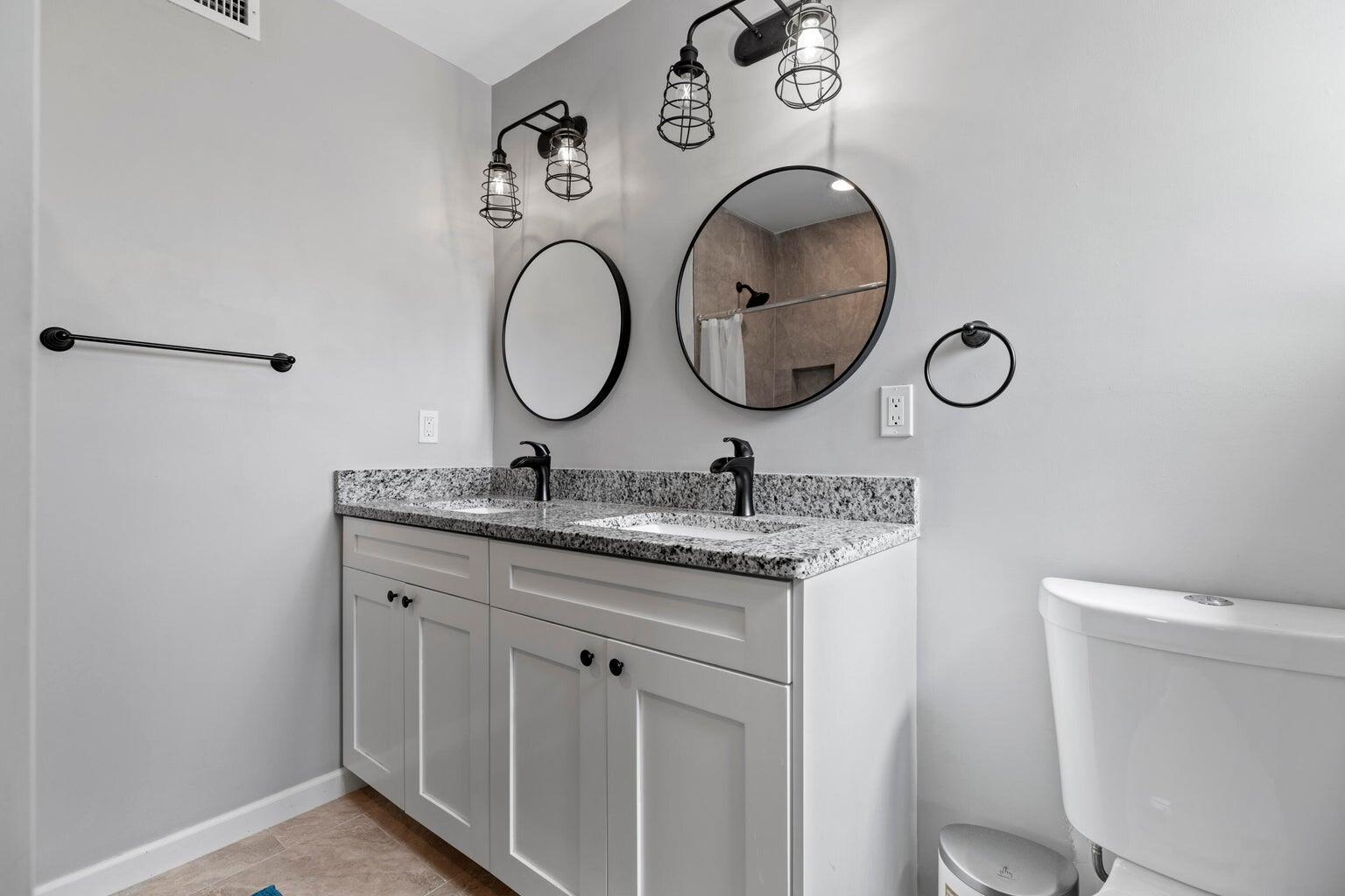 VERO SHORES UNIT 1 - Residential