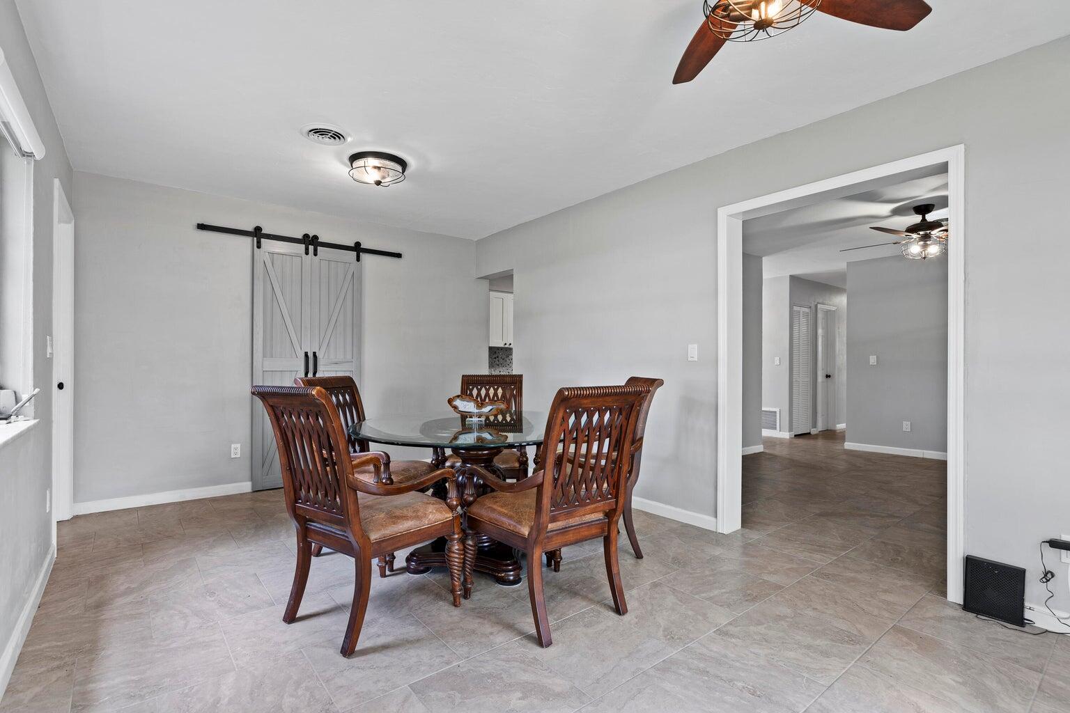 VERO SHORES UNIT 1 - Residential
