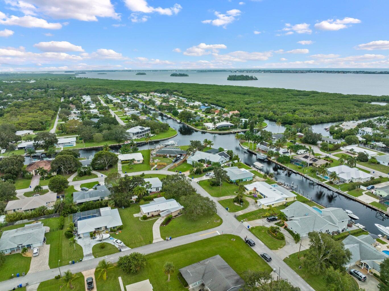 VERO SHORES UNIT 1 - Residential