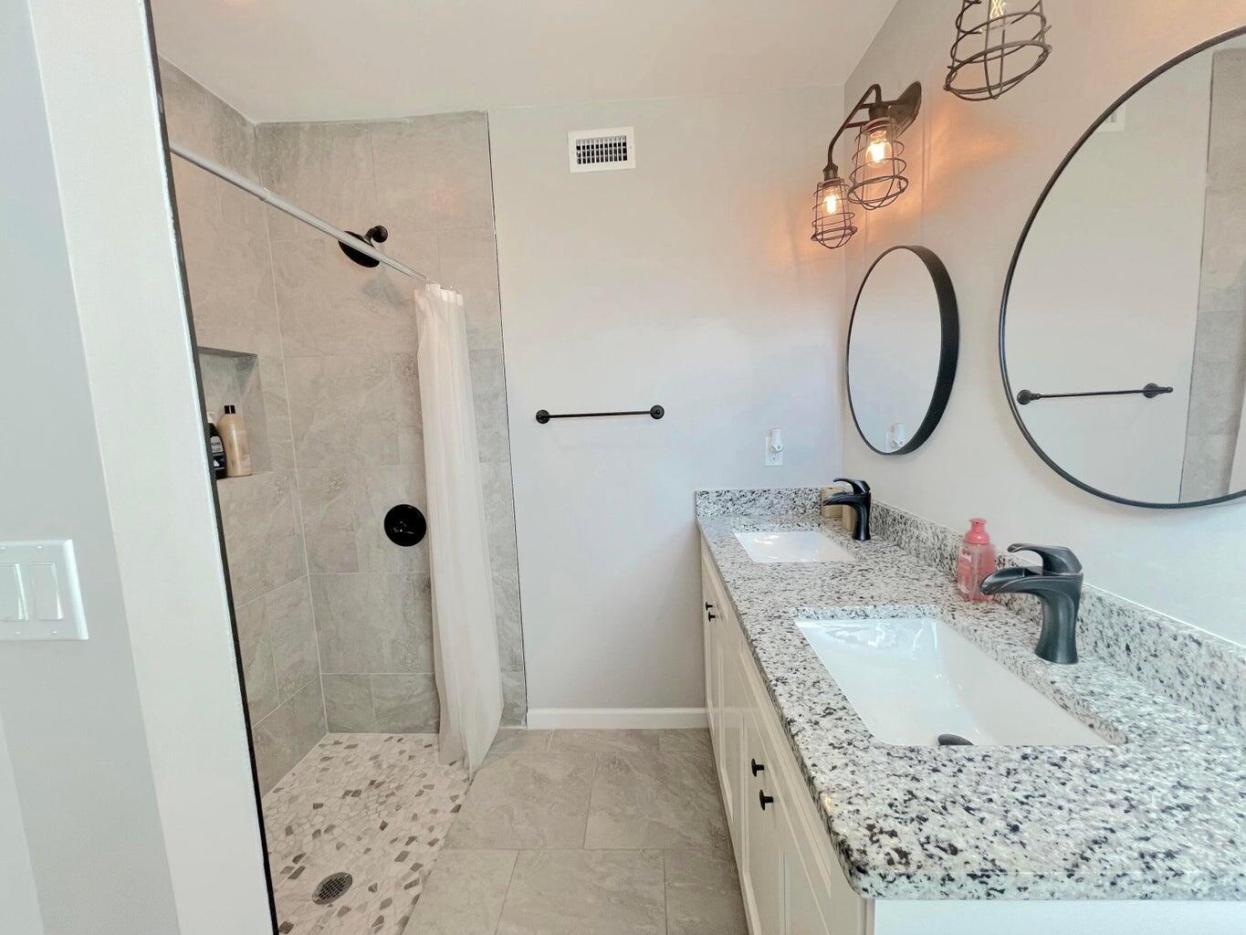 VERO SHORES UNIT 1 - Residential
