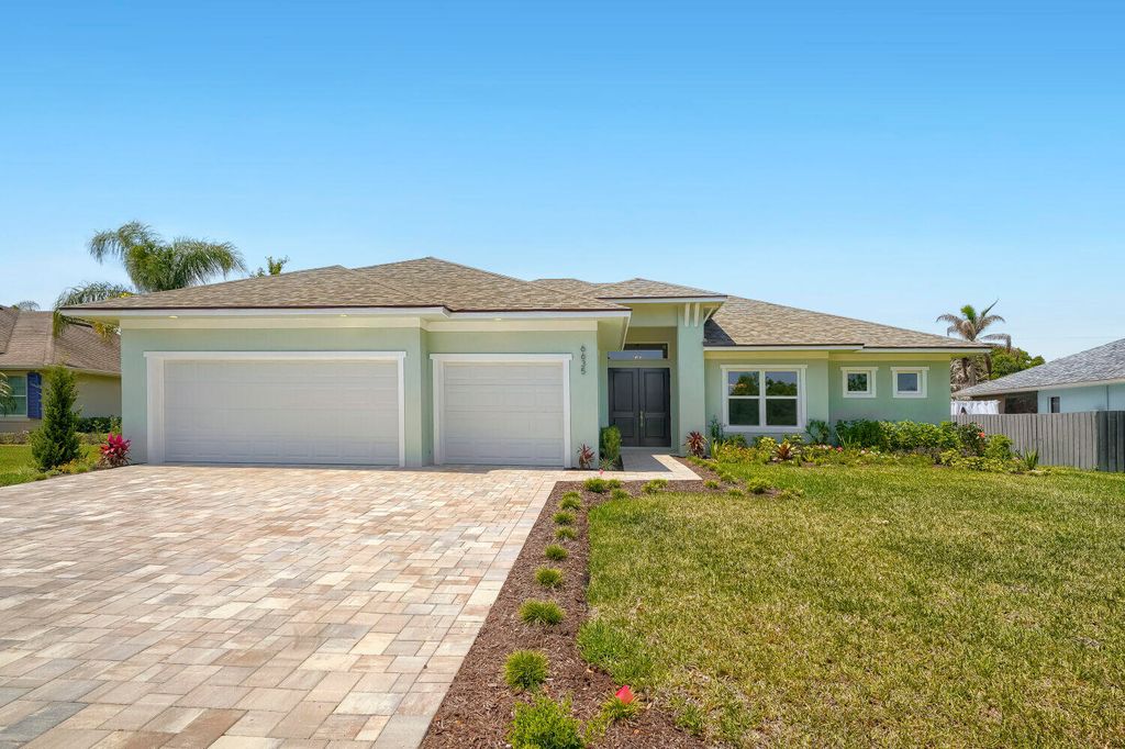 Photo of 6635 49th Court, Vero Beach, FL 32967 (MLS # B26024090)