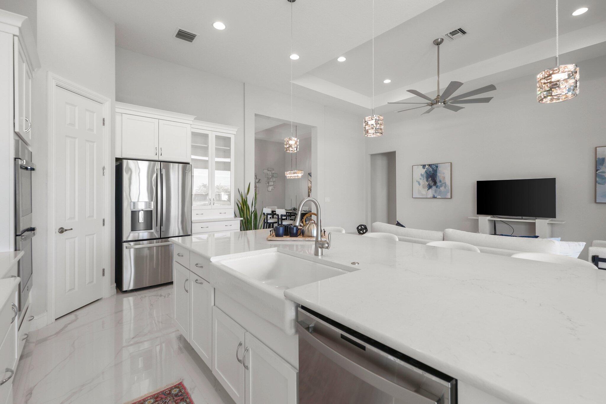 PARKLAND ROYALE - Residential