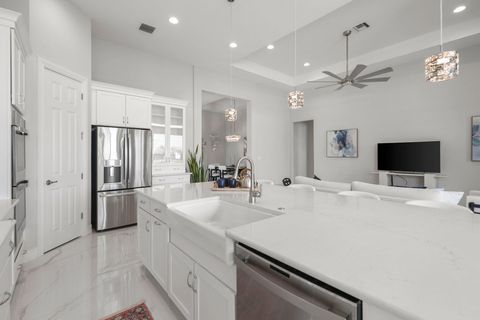 Tiny photo for 9149 E Leon Cir Circle E, Parkland, FL 33076 (MLS # B26011560)