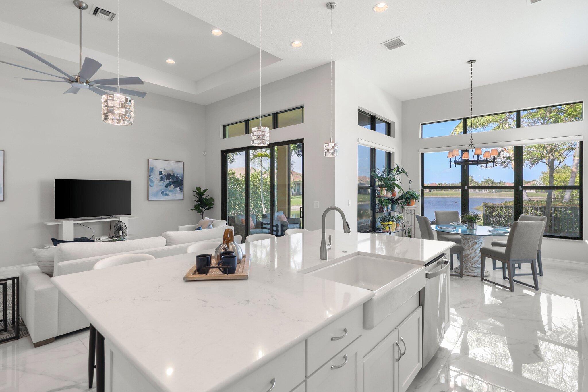 PARKLAND ROYALE - Residential