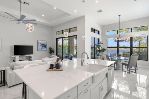 Tiny photo for 9149 E Leon Cir Circle E, Parkland, FL 33076 (MLS # B26011560)