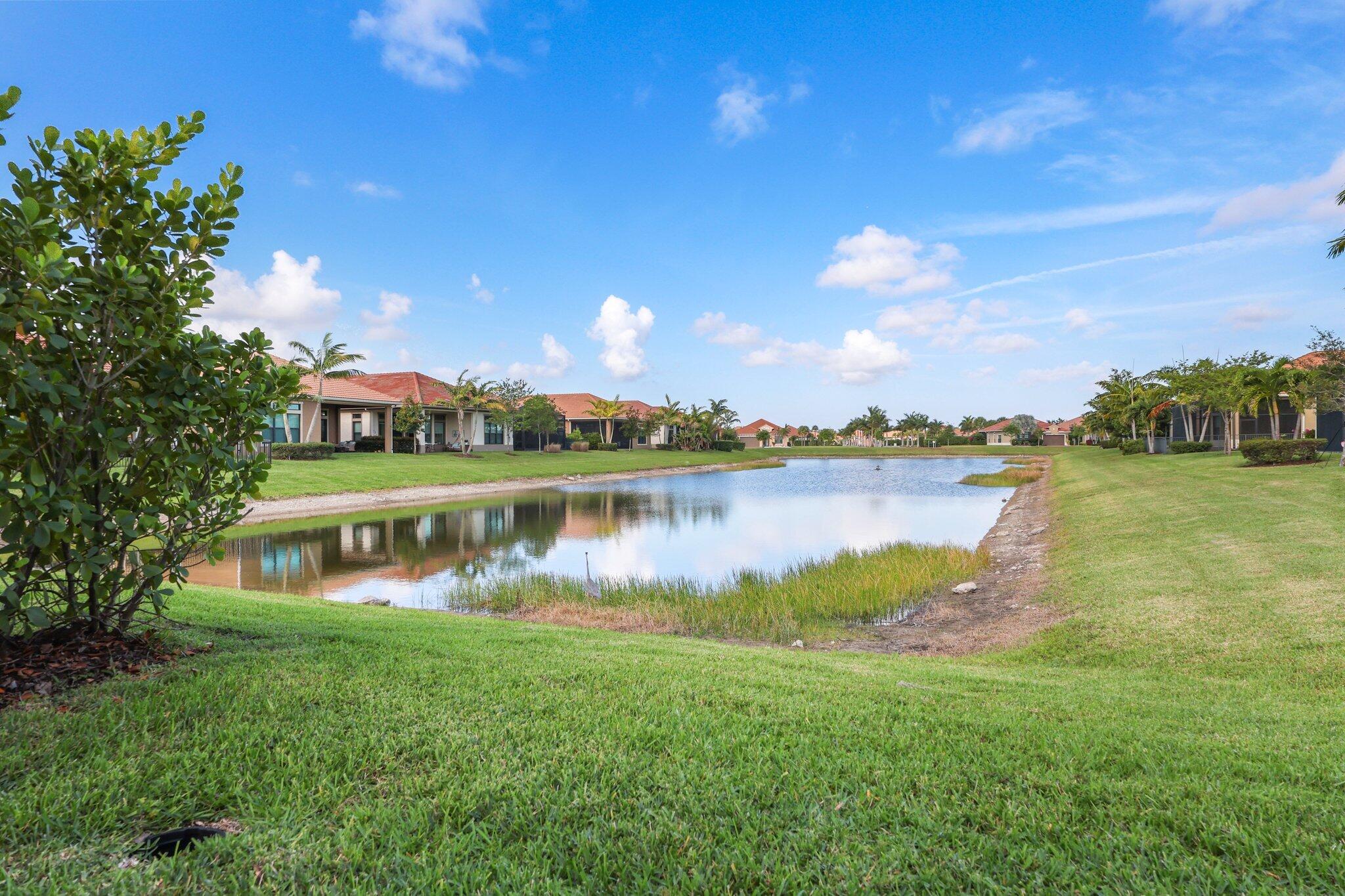 PARKLAND ROYALE - Residential