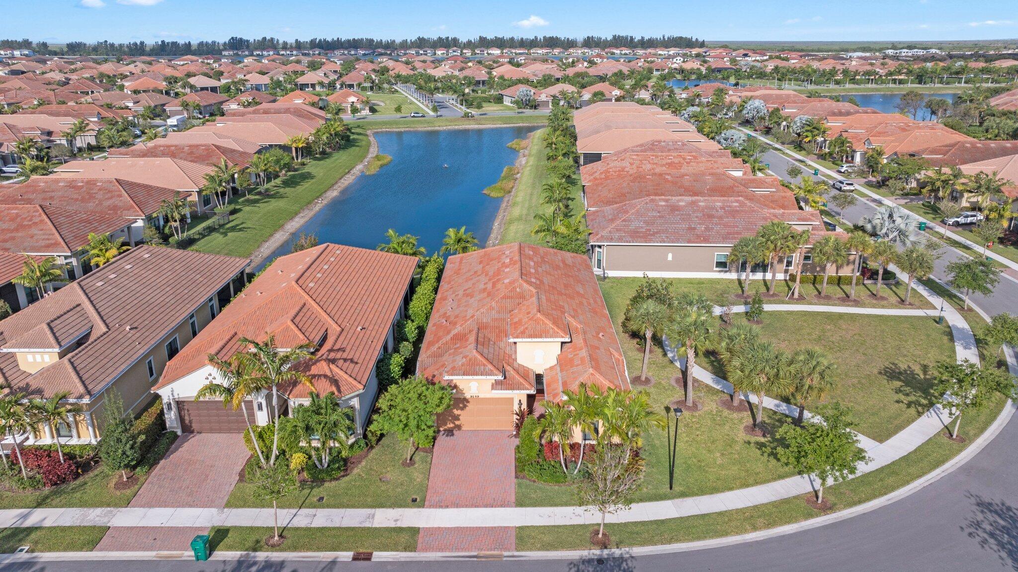 PARKLAND ROYALE - Residential