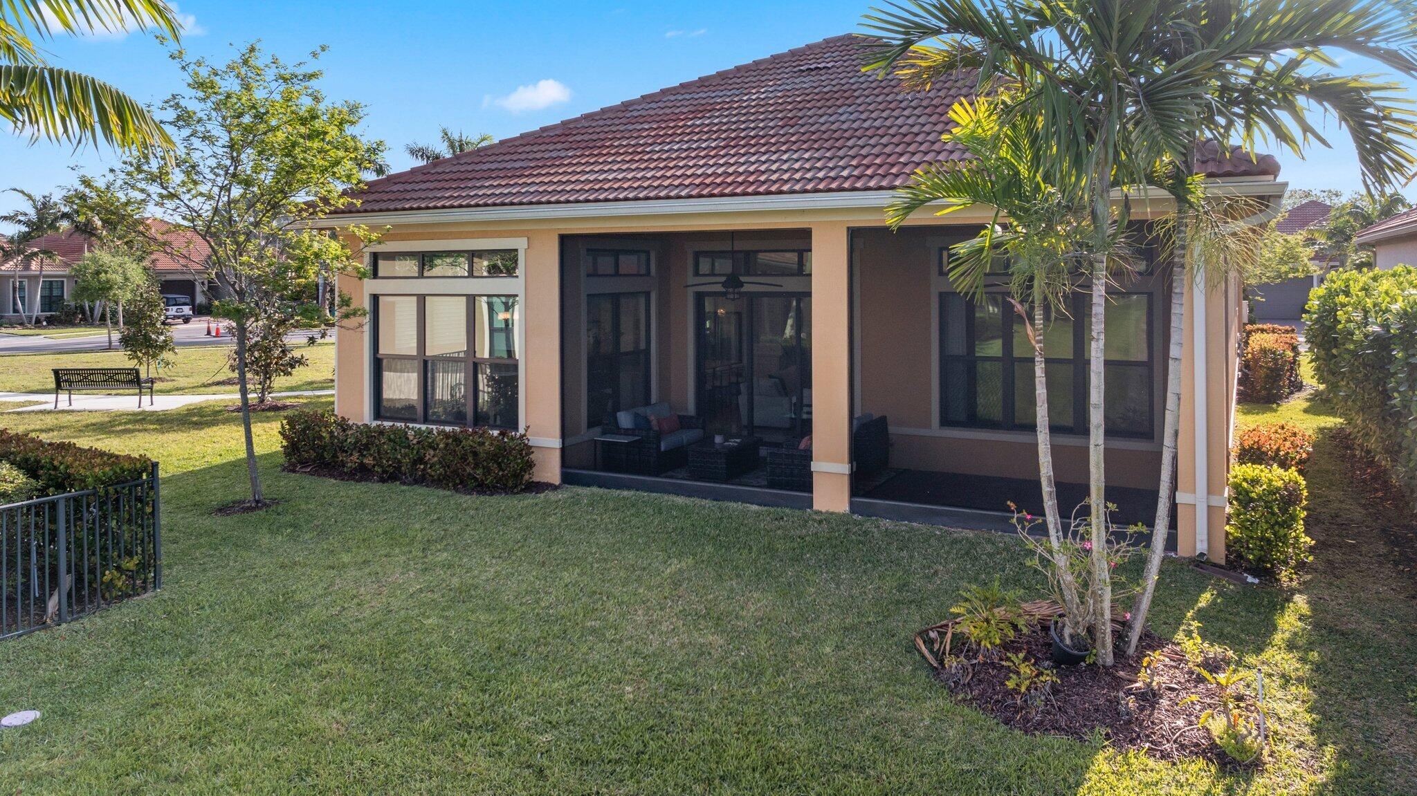 PARKLAND ROYALE - Residential