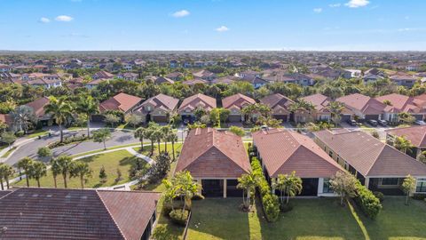 Tiny photo for 9149 E Leon Cir Circle E, Parkland, FL 33076 (MLS # B26011560)