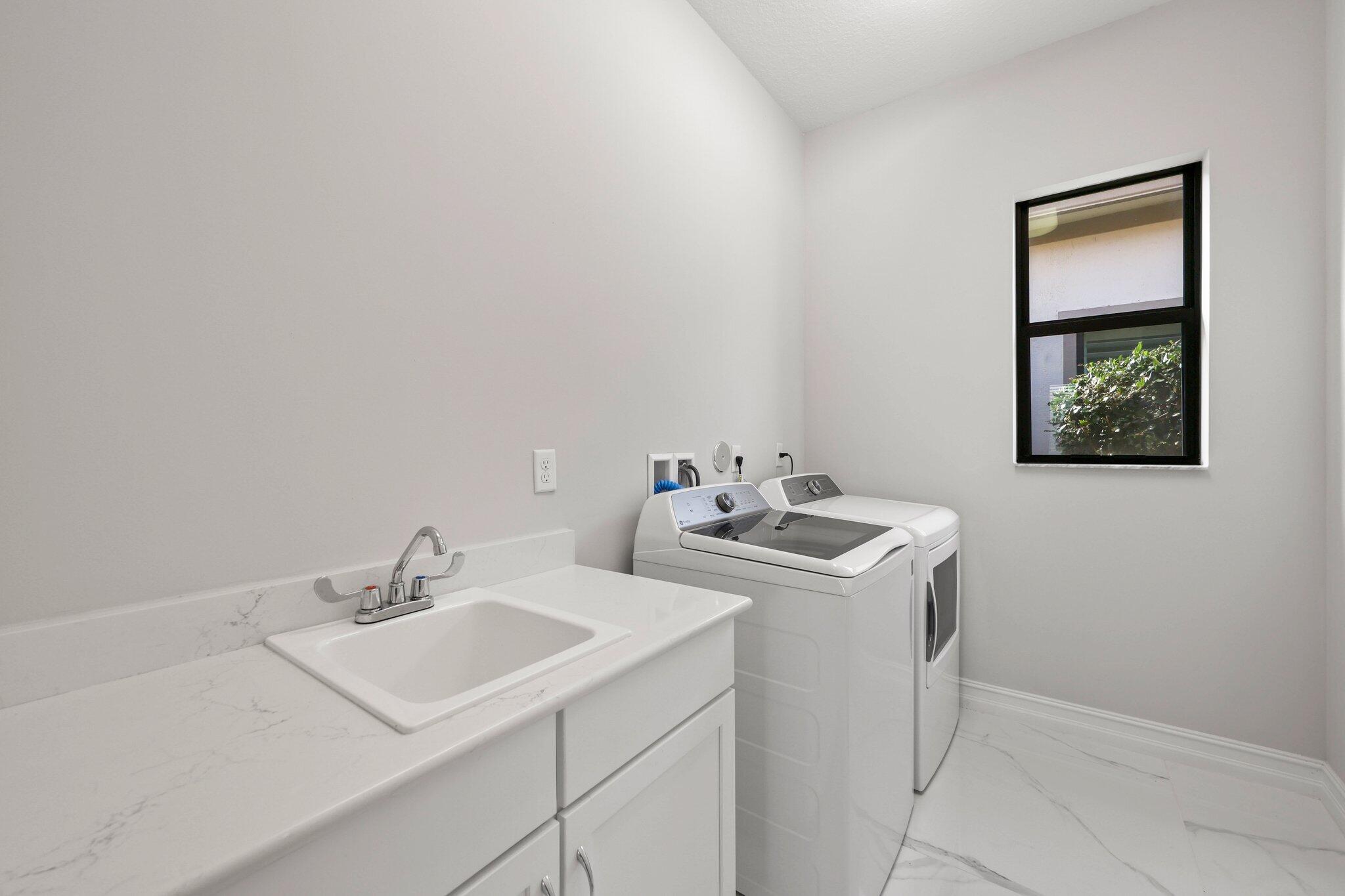 PARKLAND ROYALE - Residential