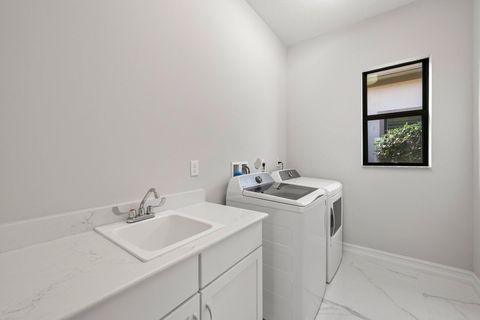 Tiny photo for 9149 E Leon Cir Circle E, Parkland, FL 33076 (MLS # B26011560)