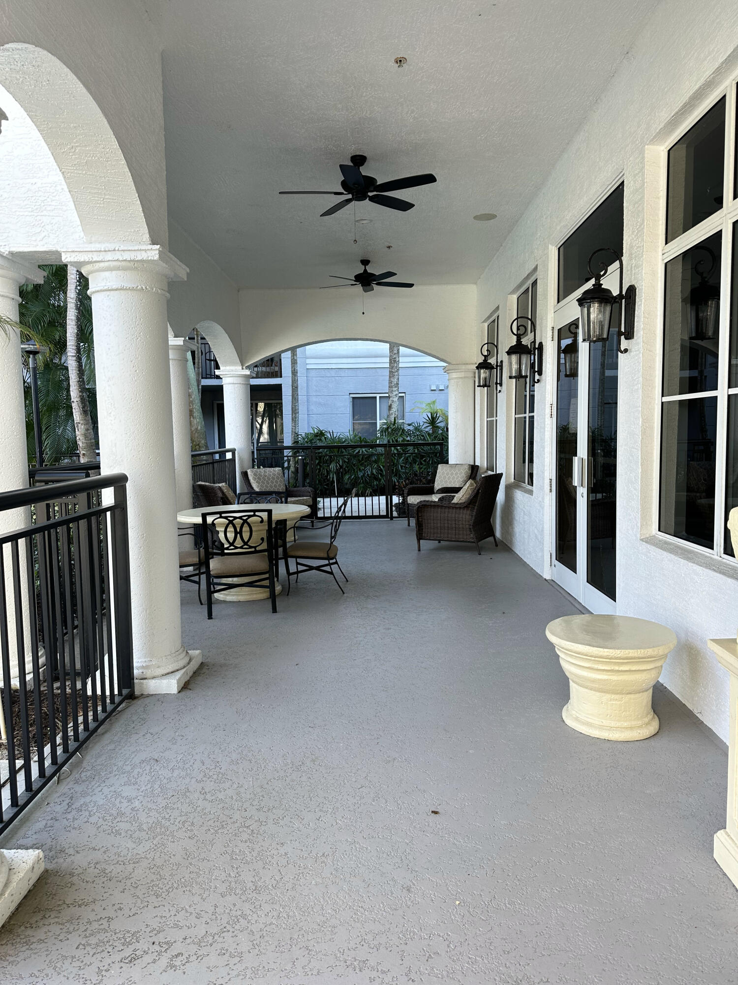 Vizcaya lakes condo - Residential