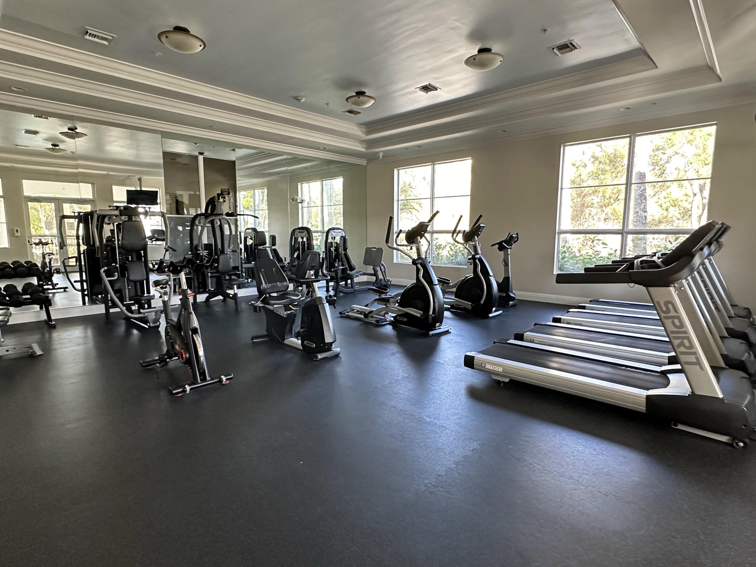 Vizcaya lakes condo - Residential