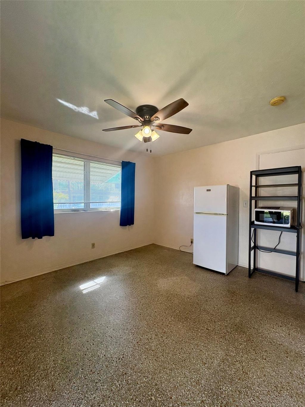 Photo of 2709 NE 32nd Street #2, Fort Lauderdale, FL 33306 (MLS # F10552398)