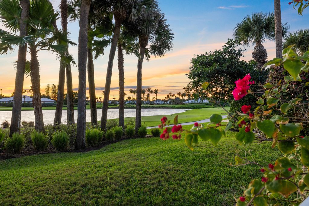 Photo of 2925 SE Dune Drive, Stuart, FL 34996 (MLS # R11148252)