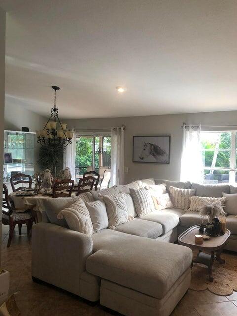 SUGAR POND MANOR OF WELLI - Residential Lease