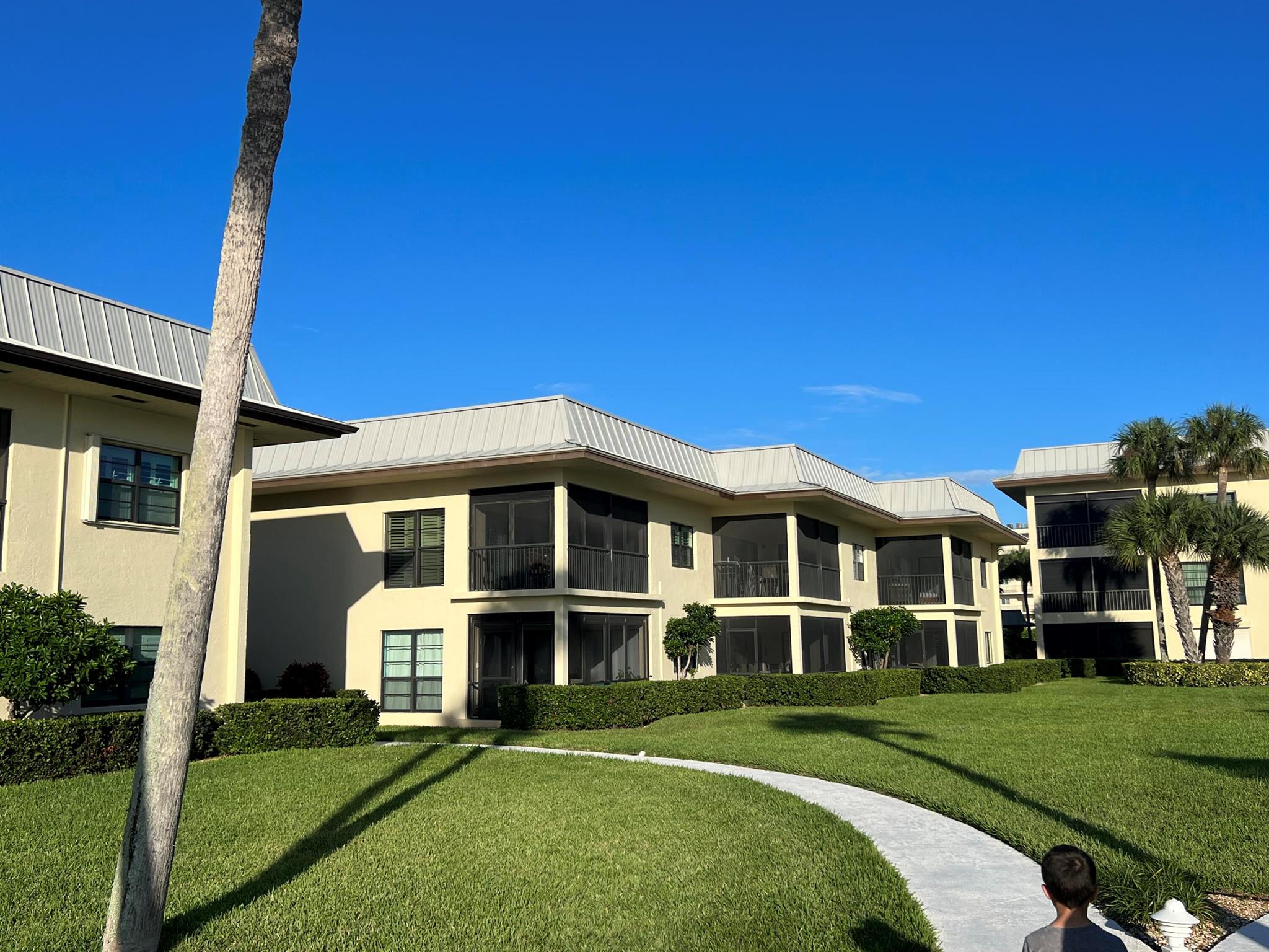 SEAMIST CONDO - Residential Lease