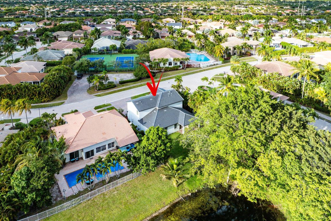 ESTATES OF BOYNTON WATERS - Residential