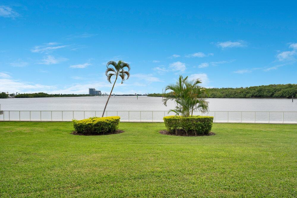 ARLEN HOUSE WEST CONDO - Residential