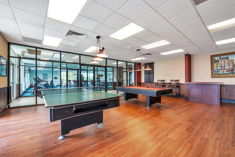 ARLEN HOUSE WEST CONDO - Residential